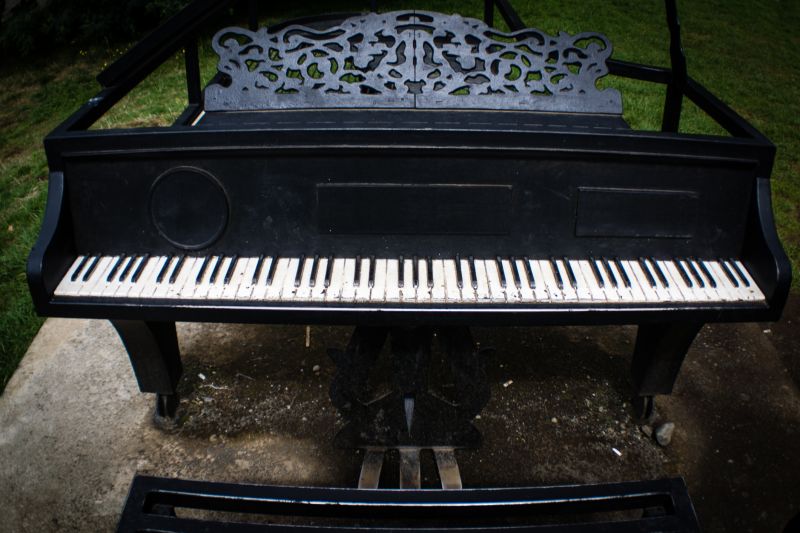 Contact About Piano Disposal